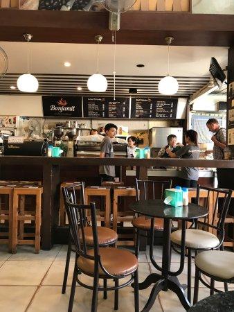 Benjamit Coffee